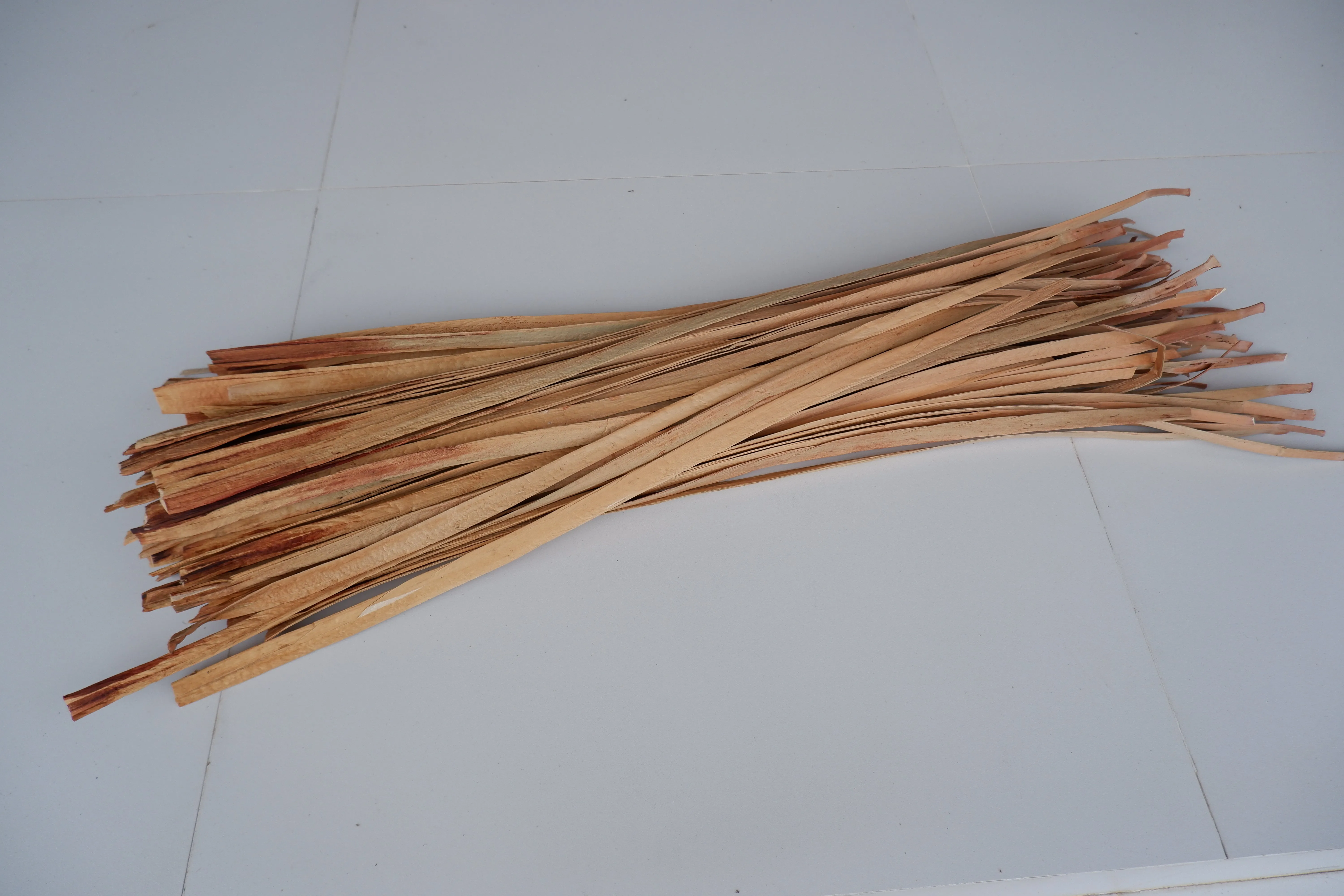 100pcs dry water hyacinth , garden rope, rope for weaving, natural rope for furniture, water hyacinth raw