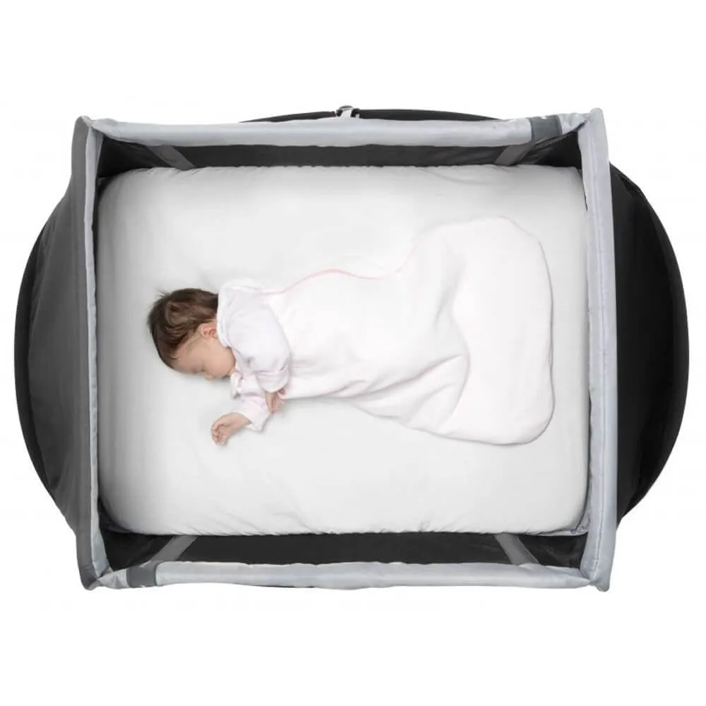AeroMoov Instant Travel Cot