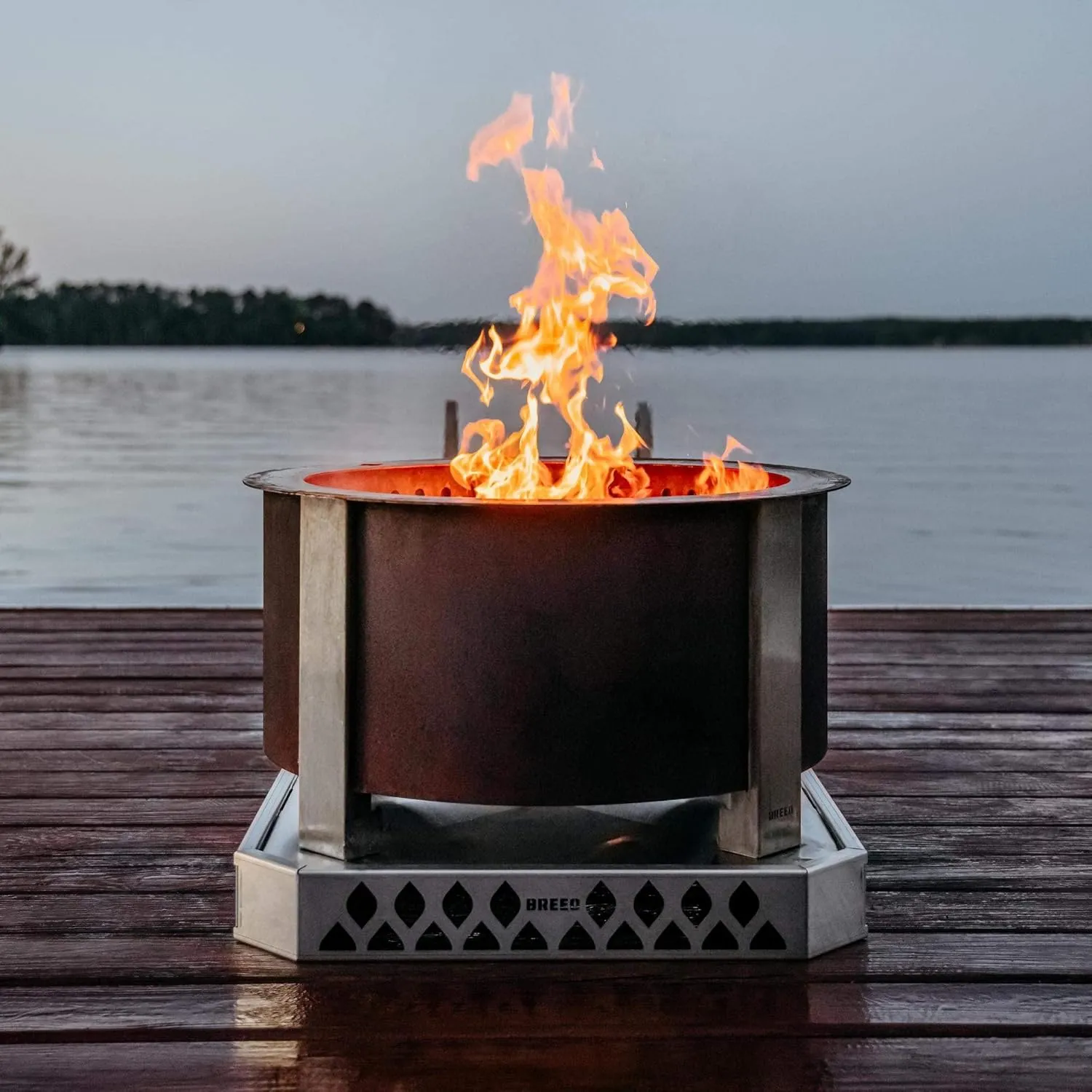 Breeo Base X19 (20.6 Inch) - Fire Pit Mat for Deck Protection - Multi Surface Safe - Superior Heat Protection and Airflow - Stainless Steel Fire Pit Accessory for Outside & Outdoor Surfaces - USA Made