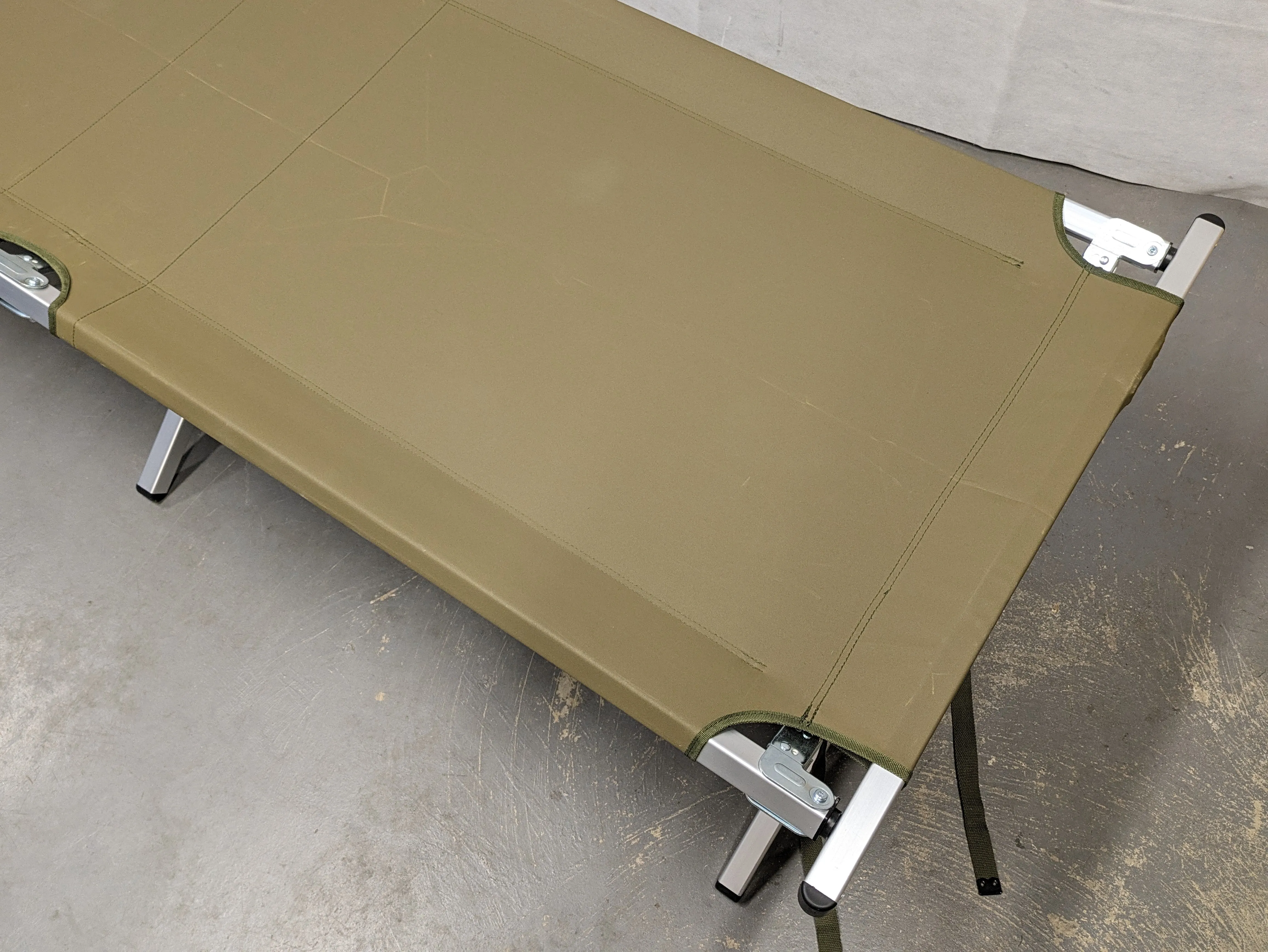 British Army XL Folding Aluminium Cot Camp Bed - NEW