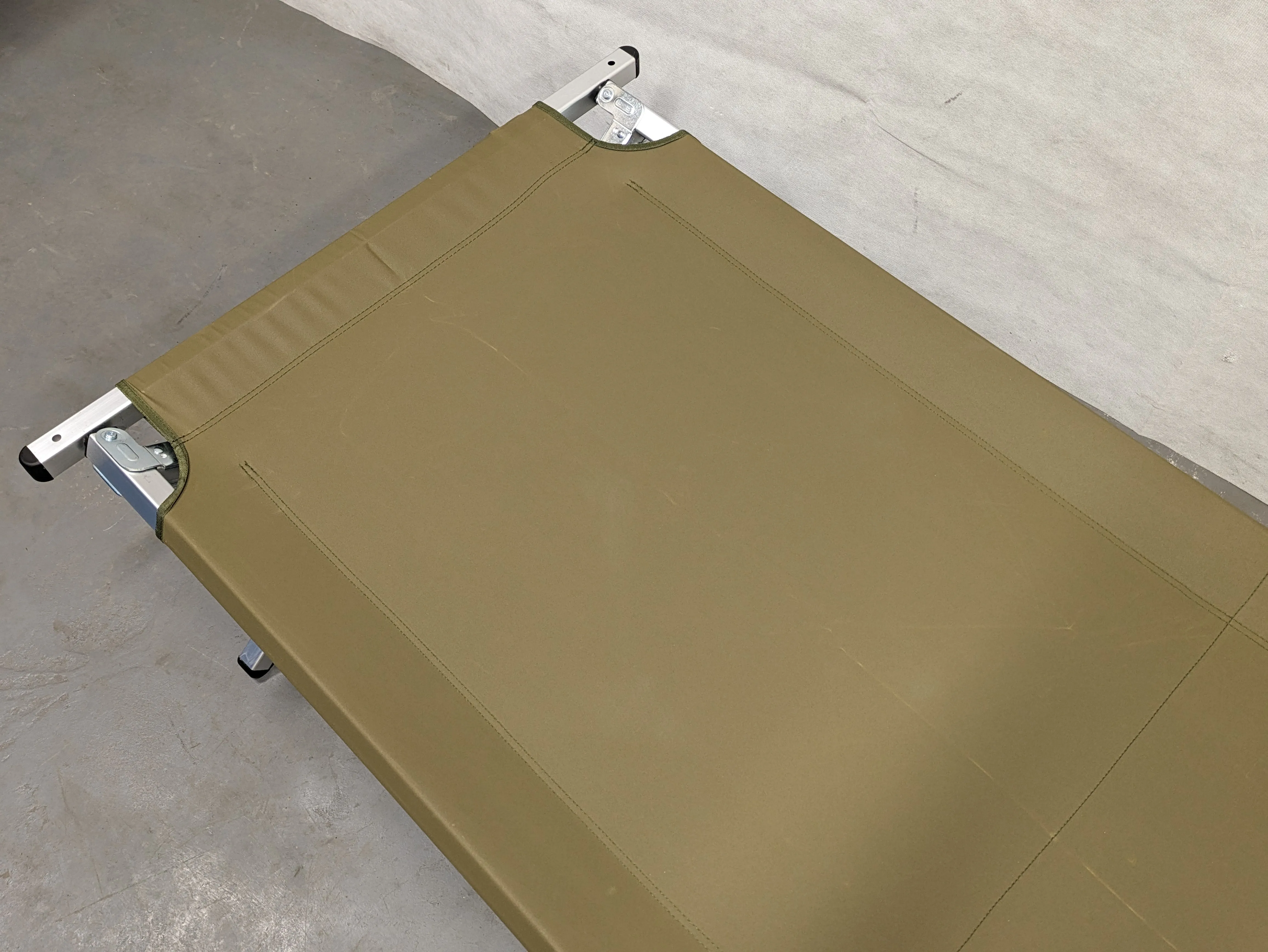 British Army XL Folding Aluminium Cot Camp Bed - NEW