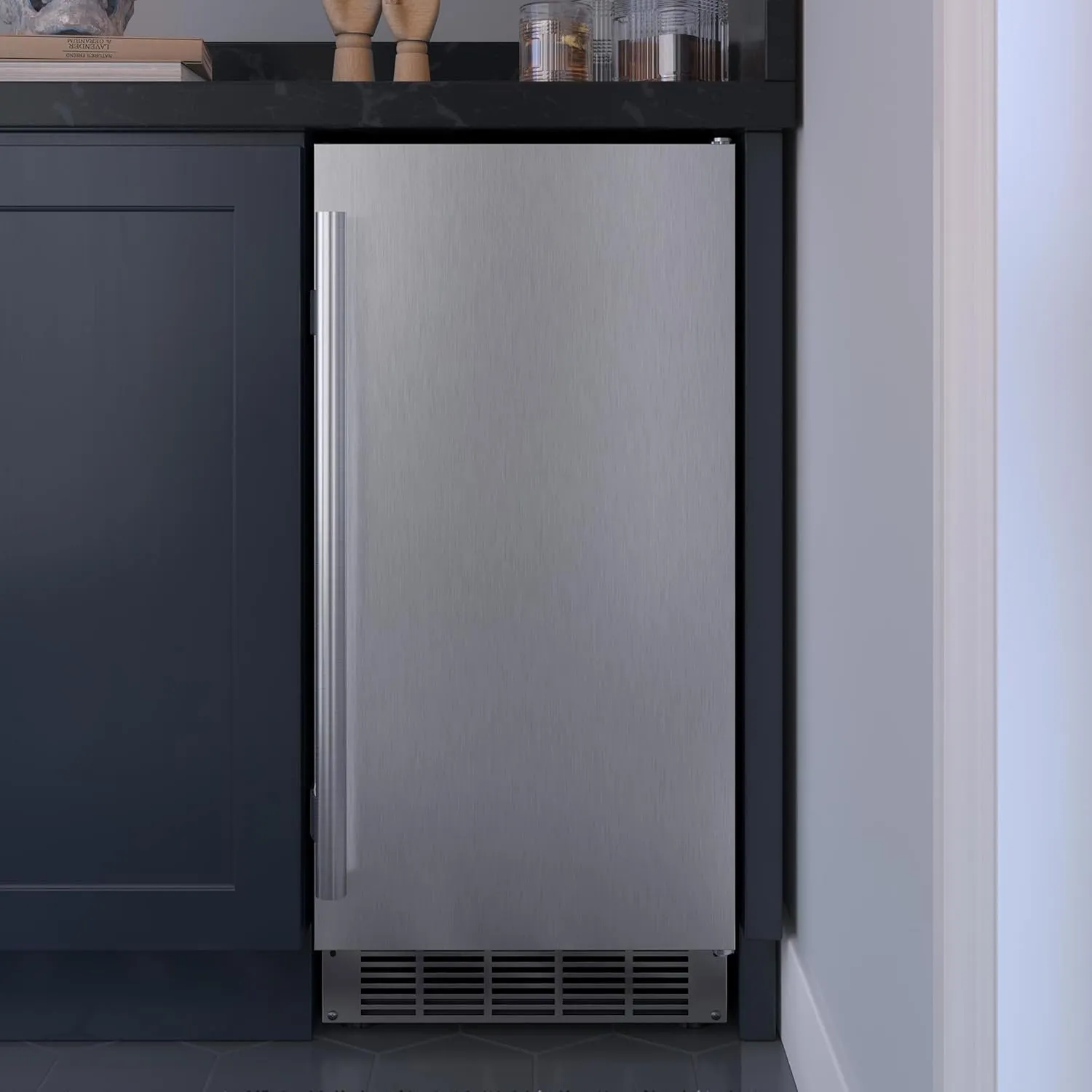 EdgeStar IB250SS 15 Inch Wide 20 Lb. Built-In Ice Maker with 25 Lbs. Daily Ice Production - No Drain Required