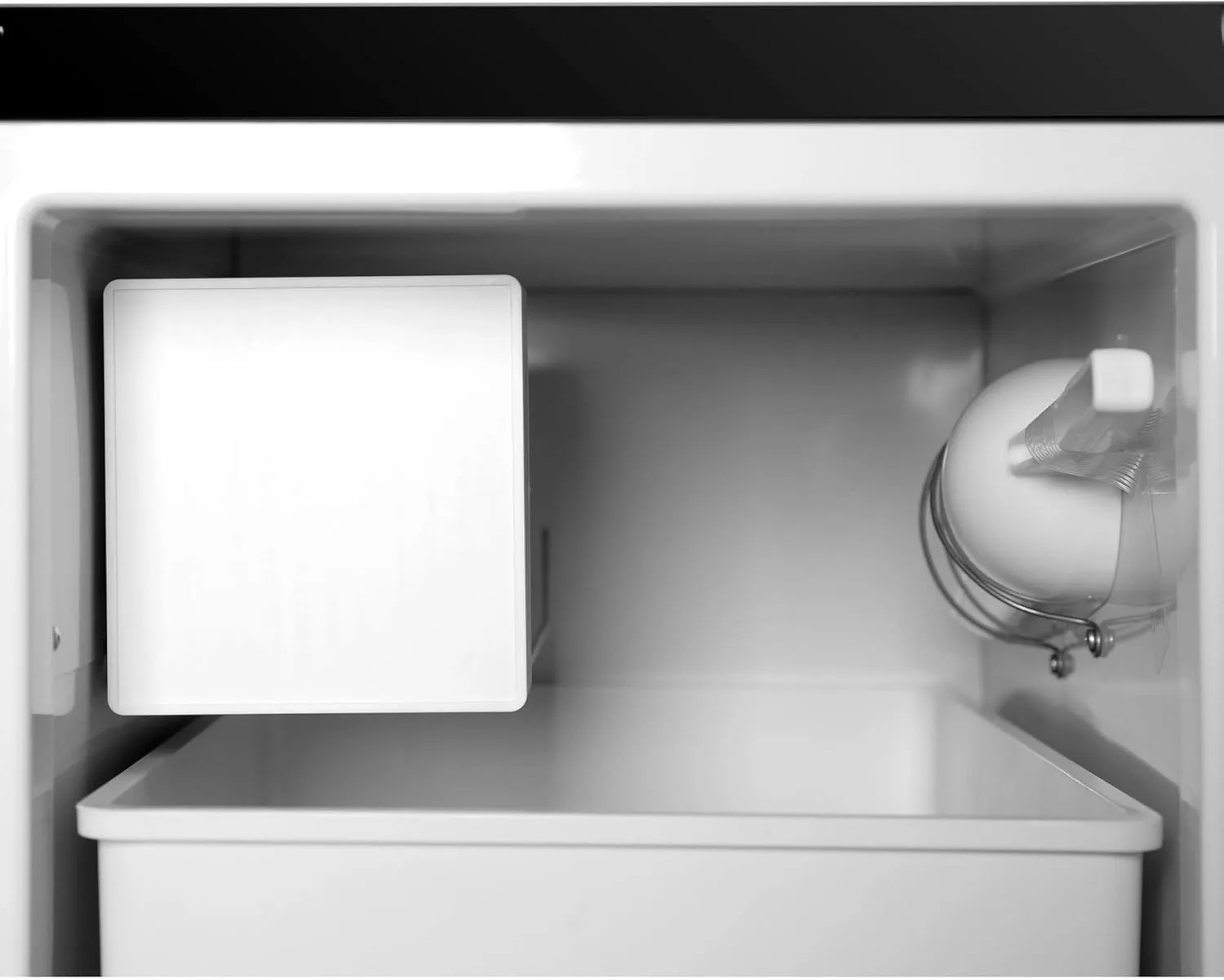 EdgeStar IB250SS 15 Inch Wide 20 Lb. Built-In Ice Maker with 25 Lbs. Daily Ice Production - No Drain Required