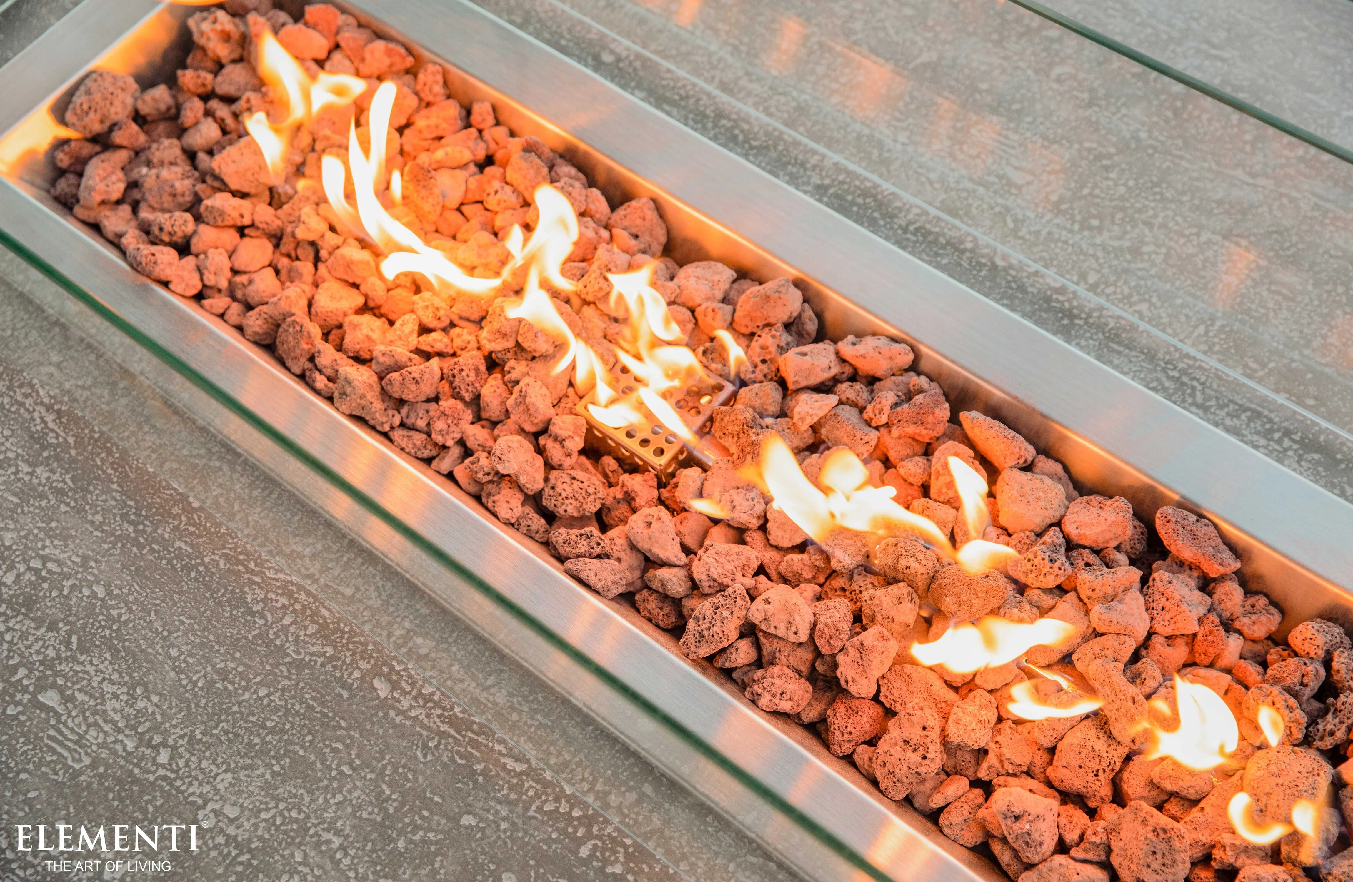 Elementi Hampton Fire Table Rectangle Concrete Fire Pit (OFG139)