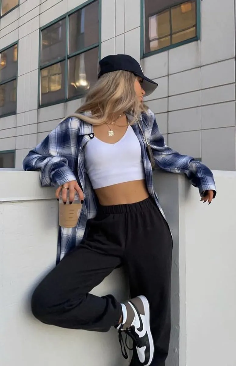 Fleece Lined Sweatpants for Women-Women's Thermal Joggers with Pockets Yoga Workout Casual Running Lounge Pants Winter