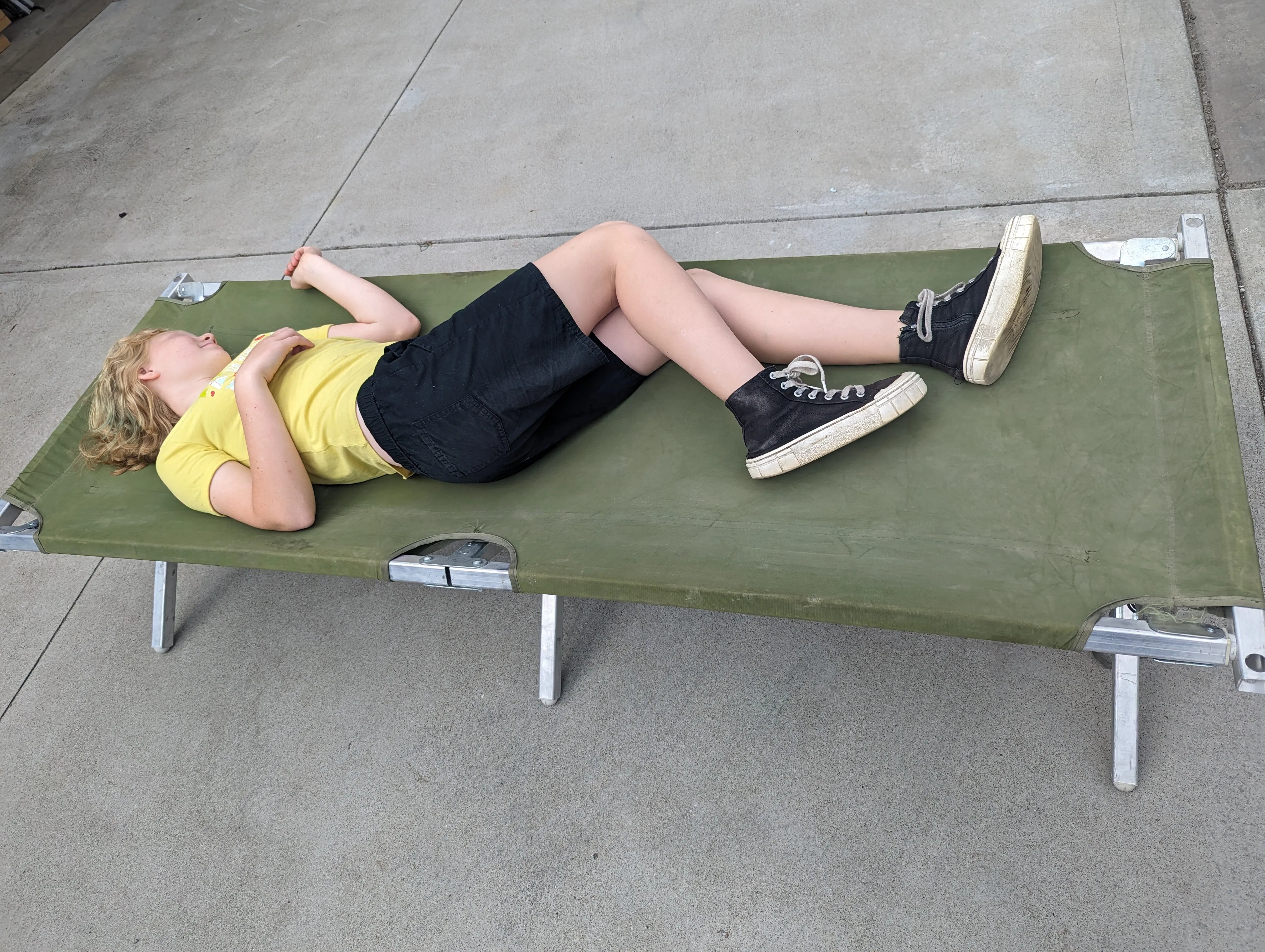 Folding Cot - Green