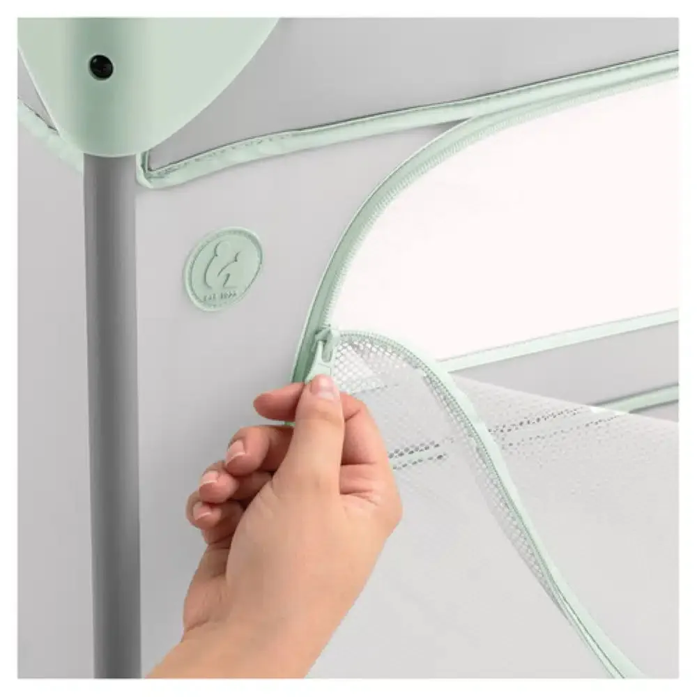 Hauck Dream N Play Plus Travel Cot – Mint