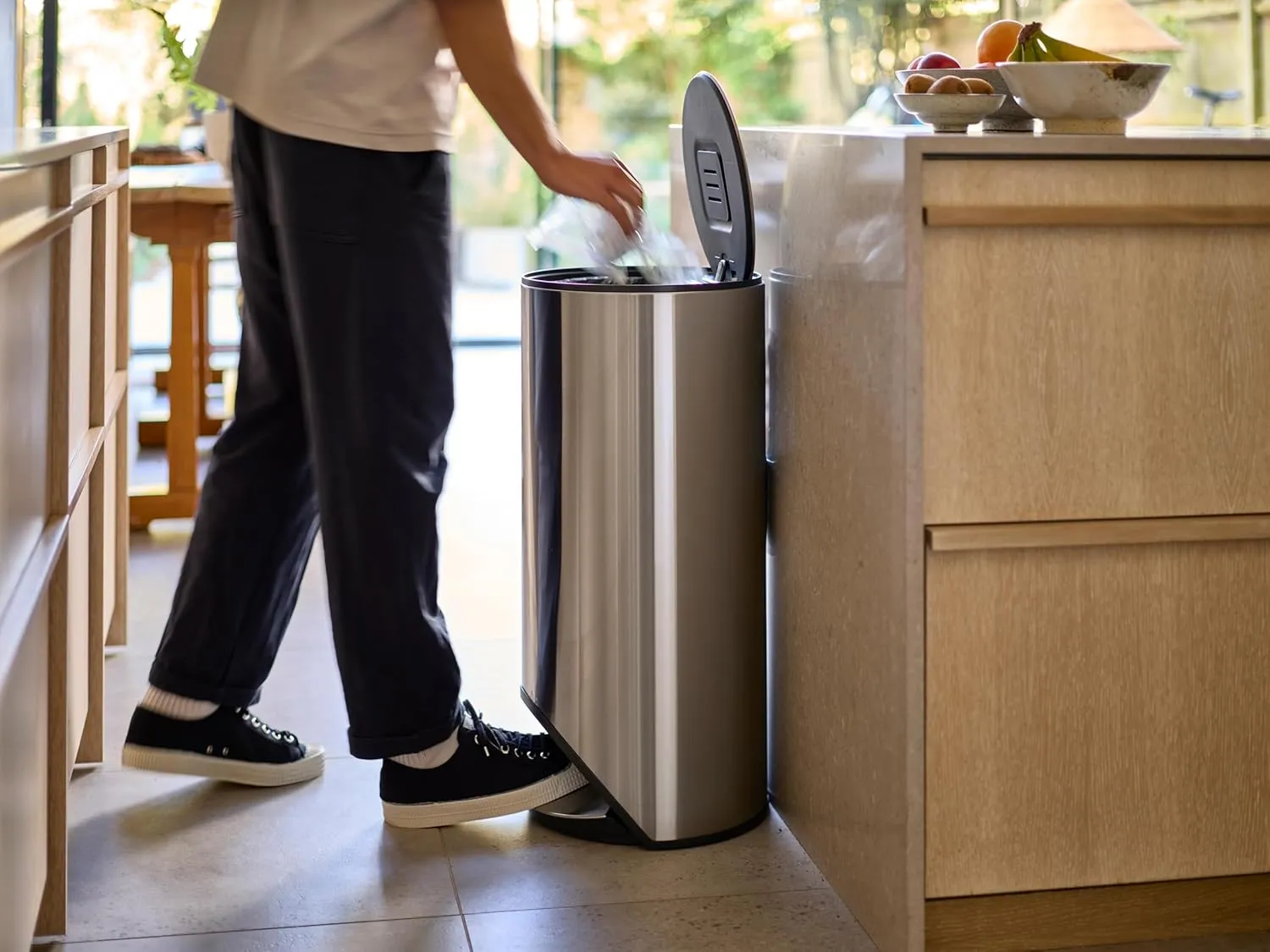 Joseph Joseph Arc 30L/7.9 Slimline Pedal Bin with Easy Push Pedal, Liner Pocket, Odor Seal, Soft-Close Lid, Fingerprint-Proof, Removable Inner Bucket, Stainless Steel