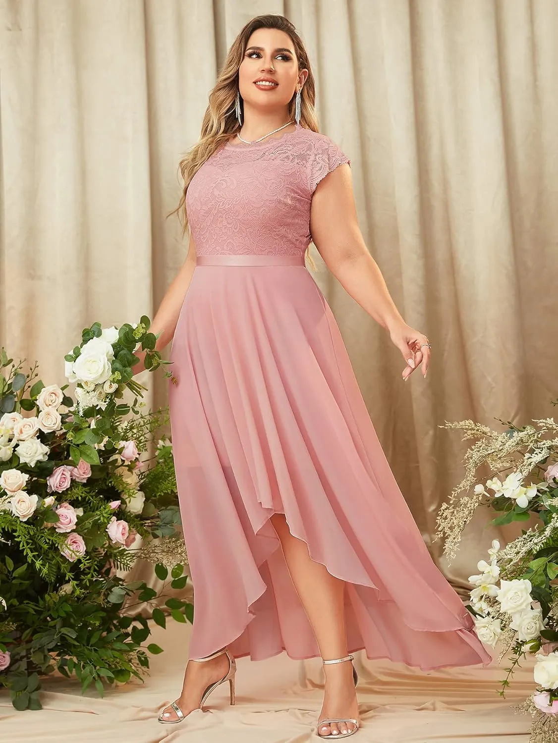 Miusol Women's Plus Size Formal Floral Retro Lace Elegant Bridesmaid Party Maxi Dress