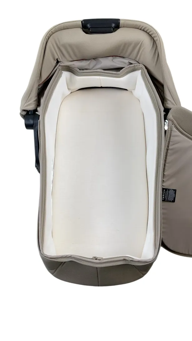 Silver Cross Dune Compact Folding Carrycot, Stone