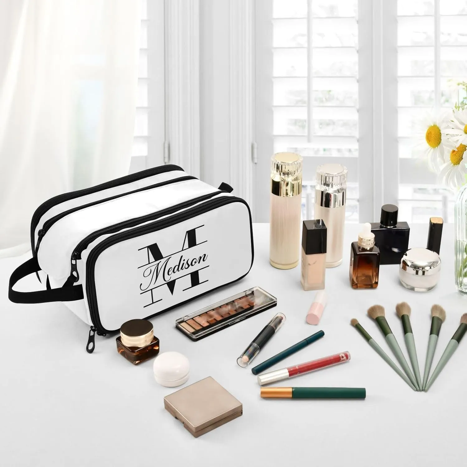 Sinestour White Custom Makeup Bag, Large Capacity Personalized Toiletry Bag Cosmetic Bag for Travel Shower Shaving Bag for Cosmetics Hotel Women