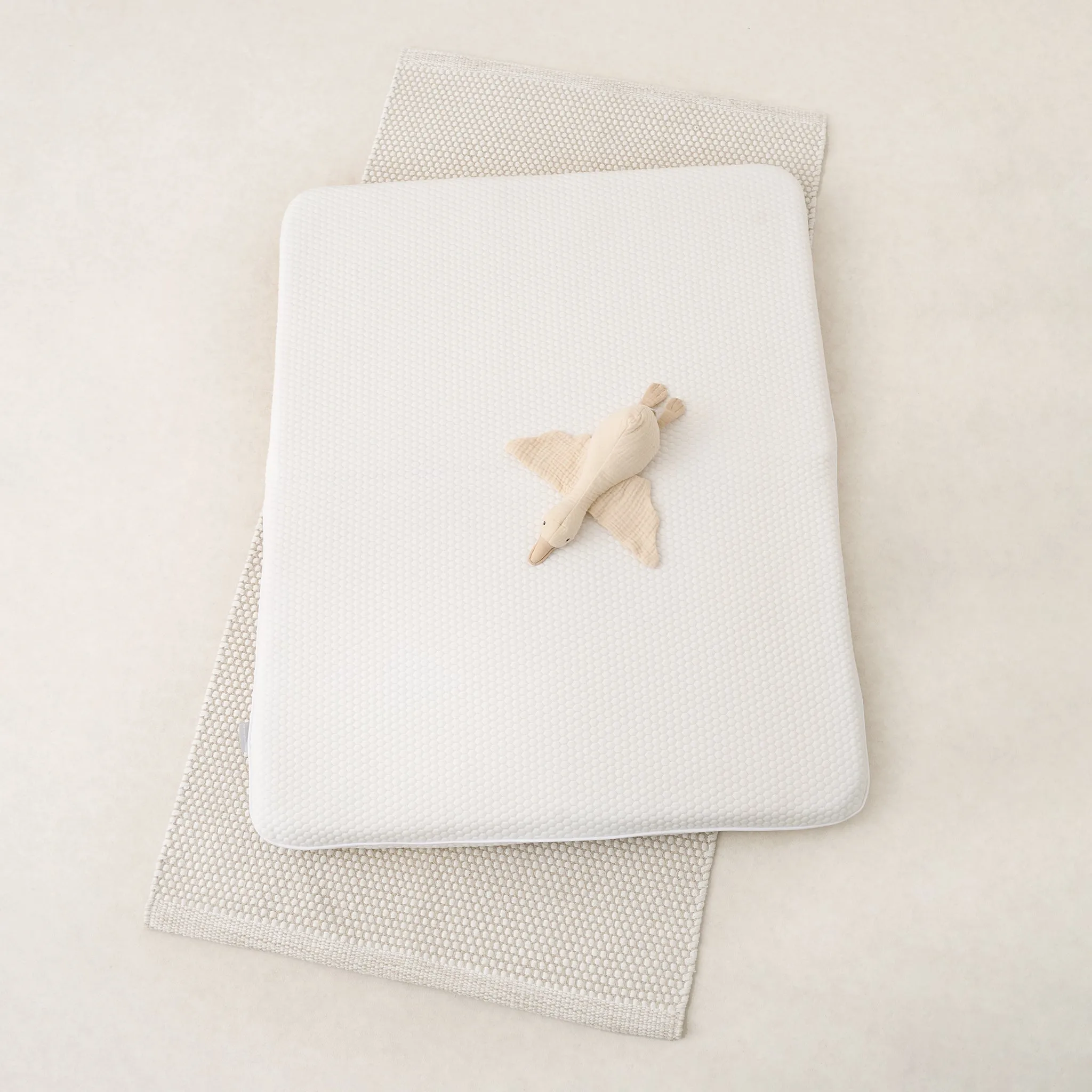 Tiny Dreamer™  - Premium Foam Folding Travel Cot Mattress To Fit BabyBjörn (105 x 60cm)