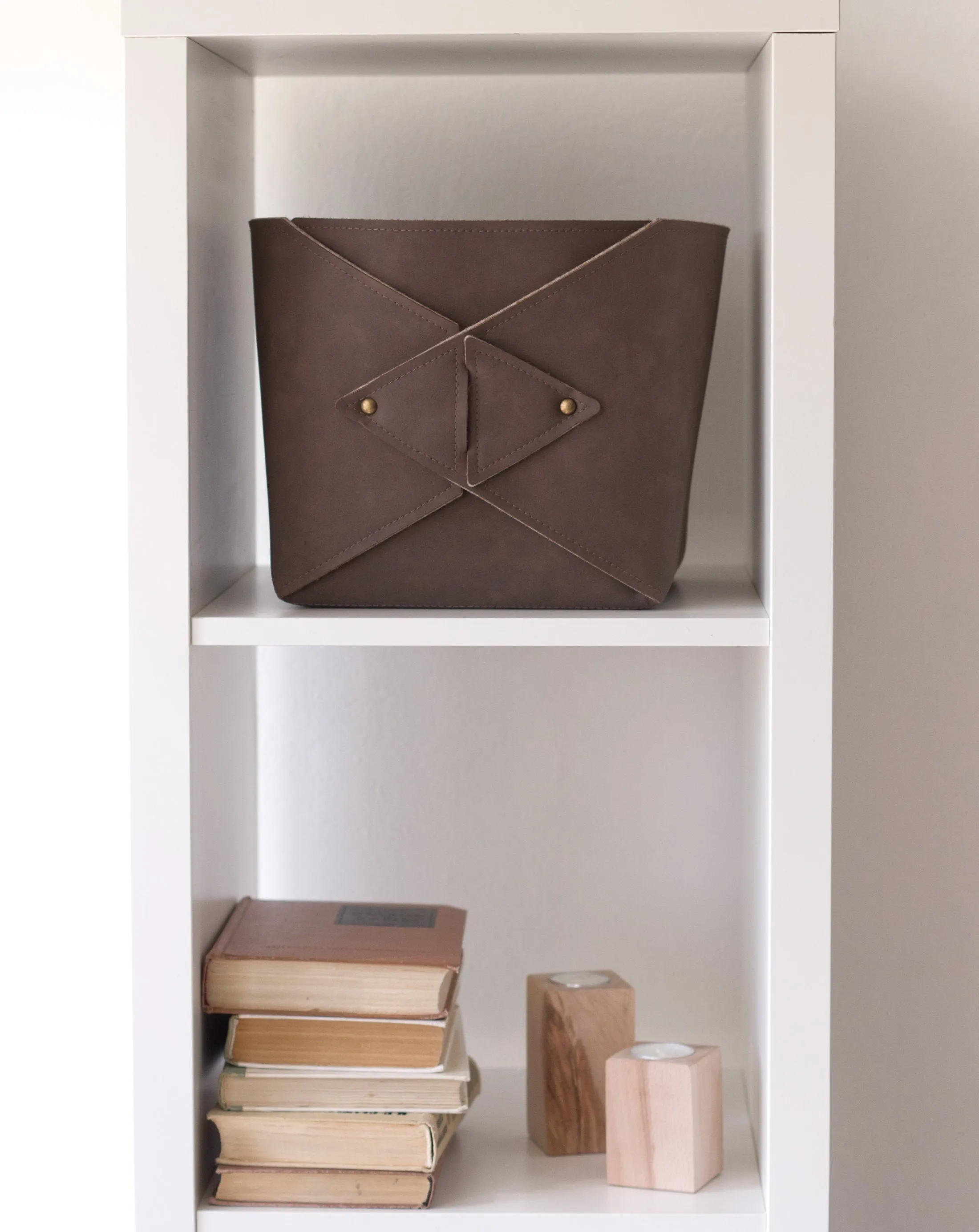 Vegan Leather Storage Bin - Faux leather   Felt